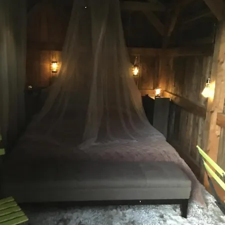 Luxury tent Au Fond Du Jardin *